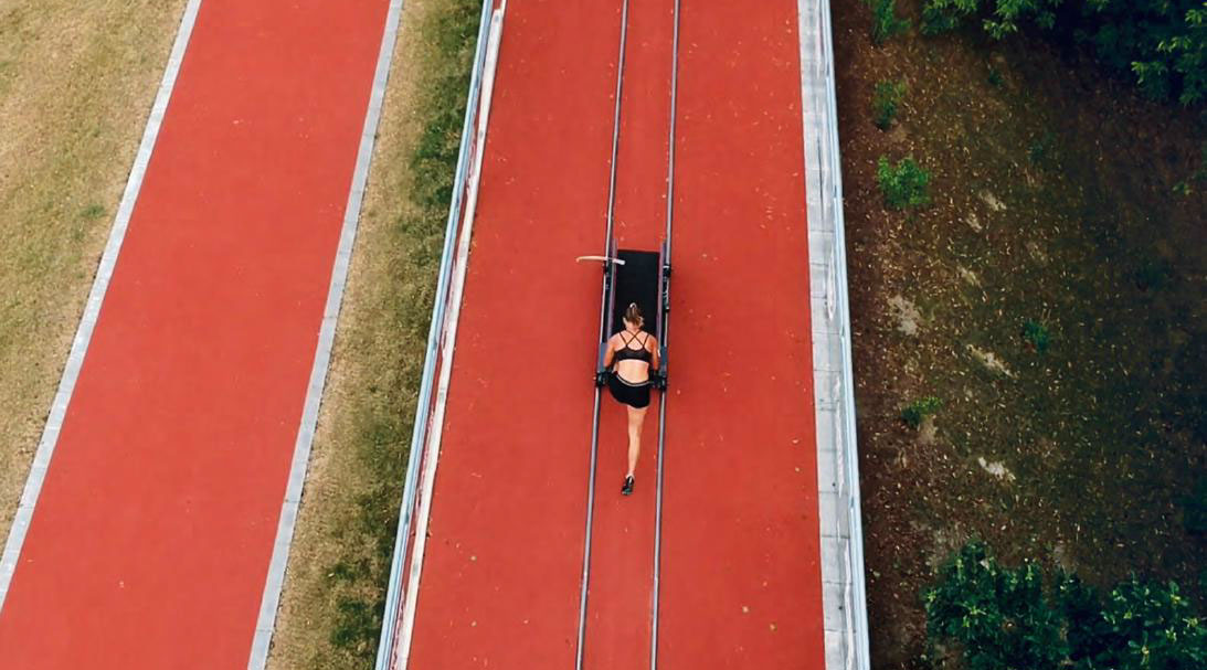 Anschubtraining in Potsdam – die Tartanbahn kennt Buckwitz noch aus ihrer Zeit als Leichtathletin